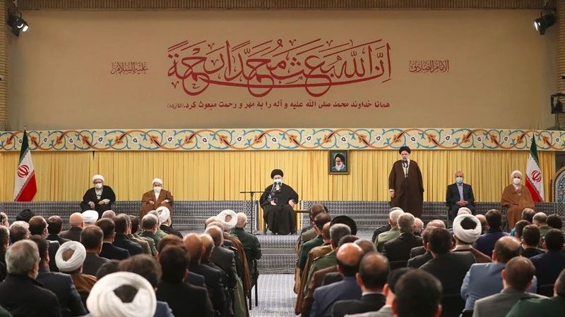 الإمام الخامنئي: انتشار "الإيرانفوبيا" في العالم سببه دعمنا الصريح لفلسطين