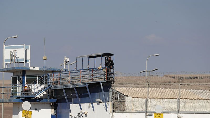 لليوم السابع على التوالي.. الأسرى يواصلون "العصيان" ضد إدارة السجون
