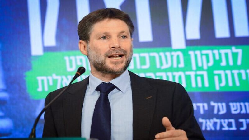 وزير صهيوني يدعو لمحو قرية حوارة الفلسطينية و"حماس" تدعو لمزيد من المقاومة