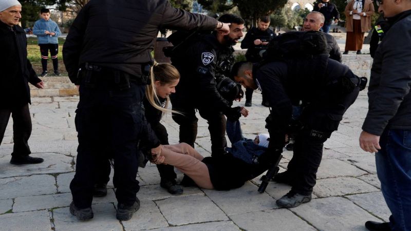 إدانات فلسطينية وعربية لاقتحام الاحتلال ومستوطنيه للأقصى