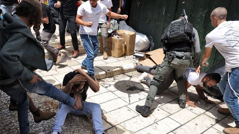 مواجهات خلال "مسيرة أعلام" صهيونية استفزازية في القدس المحتلة 