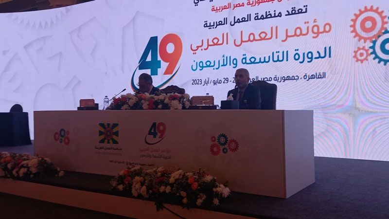 بيرم من القاهرة: لاعتماد الاقتصاد المُنتج وثقافة "تقديس العمل"