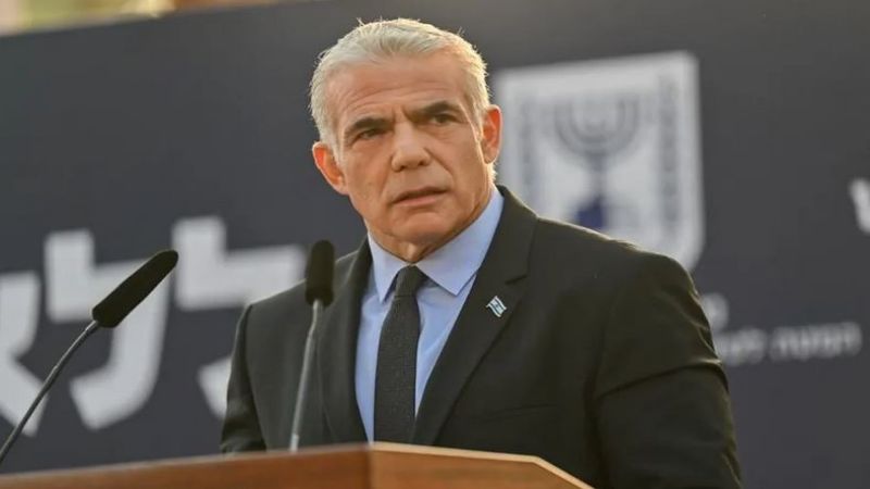 لابيد مهاجمًا نتنياهو: ما توشك واشنطن وطهران على توقيعه هو "اتفاق نووي"
