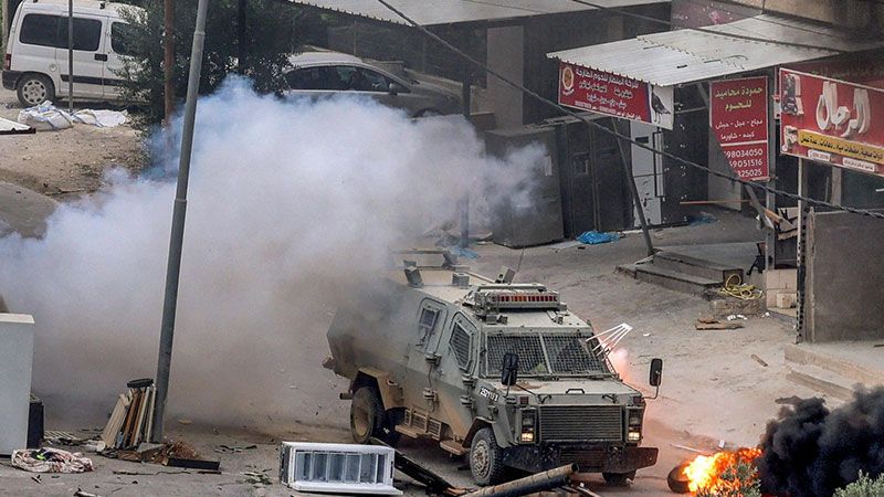 غالانت يزور جرحى الرد البطولي على عدوان جنين.. قائد "سييرت" المظليين مصاب 