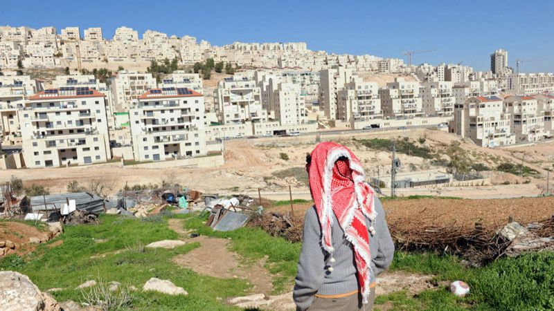سموتريتش يواصل منح تصاريح البناء الاستيطاني