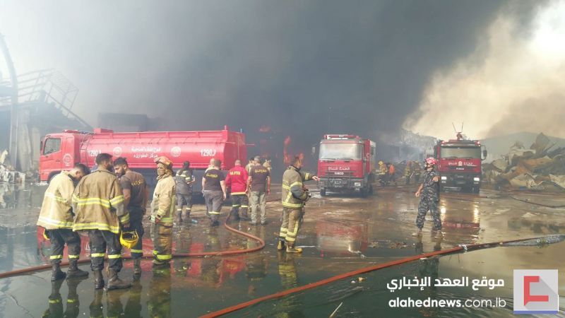 عن بسالة فوج إطفاء الضاحية.. روايات تصدّيهم البطولي لحريق طريق المطار