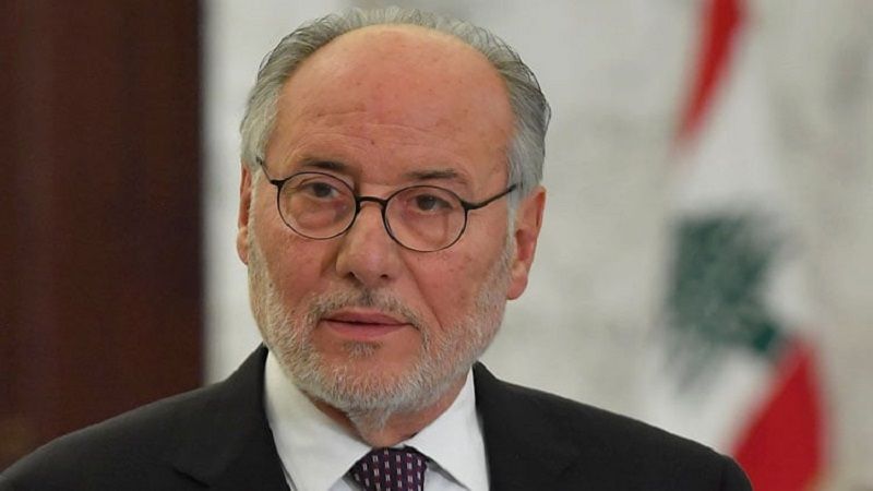 ضمانًا لبداية عام دراسي هادئة".. وزير التربية يوقف العمل بقرارات حسم رواتب المعلمين
