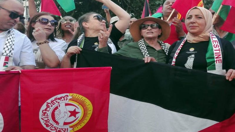 نخب سياسية وإعلامية تونسية لـ" العهد": تجريم التطبيع واجب وطني ولا حياد عن فلسطين