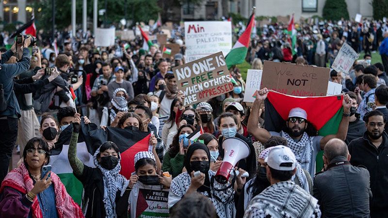 تنديدًا بالتضليل الأميركي.. تظاهرة أمام الـ "واشنطن بوست"
