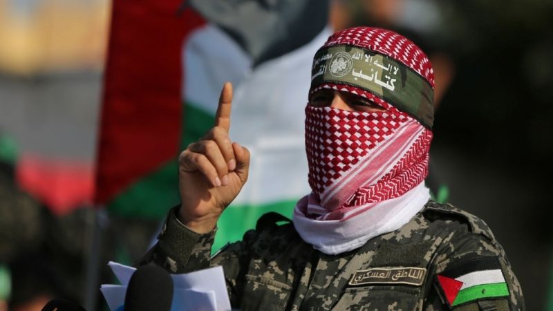"القسّام" تردّ على ادعاءات بايدن الكاذبة وتطلق سراح محتجزتين أميركيتين