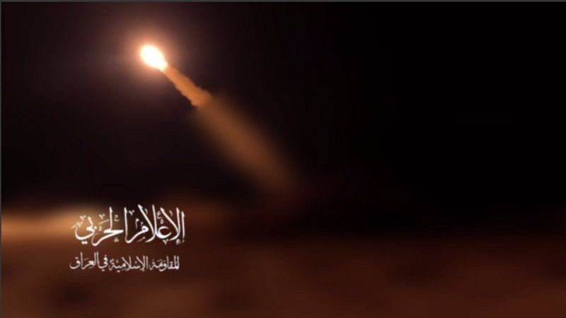 بالفيديو: استهداف قاعدة الاحتلال الأمريكي "عين الاسد" في العراق