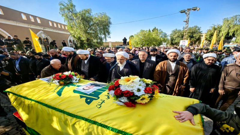 بالصور.. حزب الله شيّع الشهيد أحمد مصطفى "ملاك حولا" في بلدته الحدودية ⁧حولا⁩