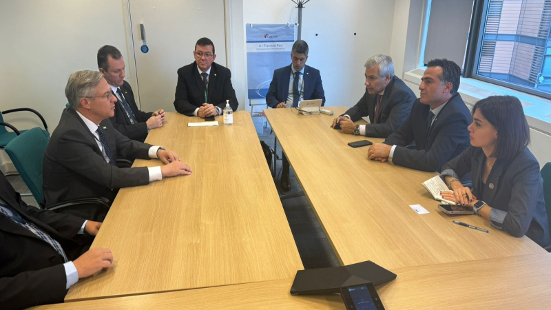 حمية التقى الوفد البرازيلي المشارك باجتماعات المنظمة البحرية الدولية: مرافئ لبنان مؤهلة لتكون محطة ووجهة في "كوريدورات" النقل