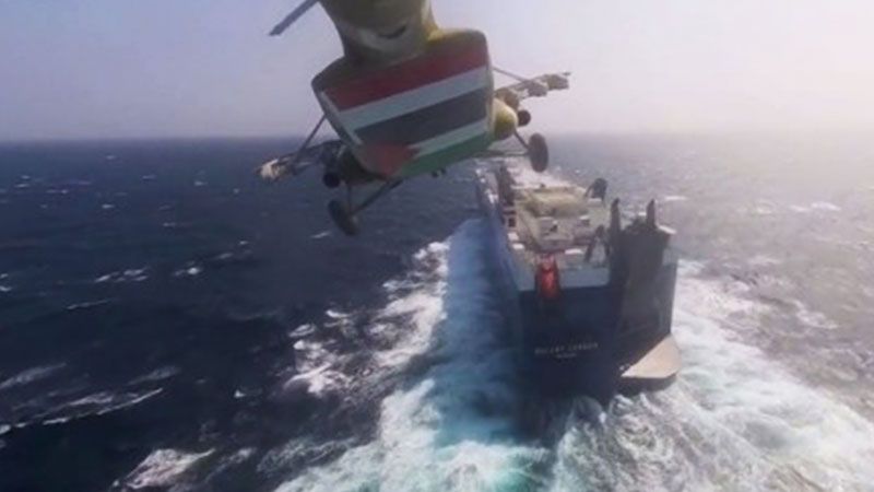 "بلومبرغ": هجمات أنصار الله في البحر الأحمر تضرب حملة بايدن الانتخابية