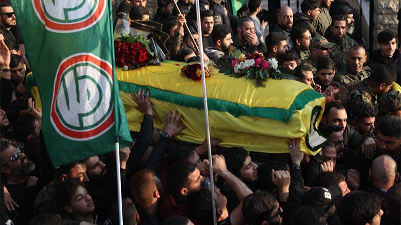 بالصور: حزب الله يُشيِّع الشهيد على طريق القدس حسن خليفة في الصرفند