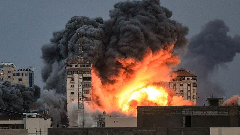 لليوم الـ 148 تواليًا.. طائرات الاحتلال تستهدف المدنيين بغزة 