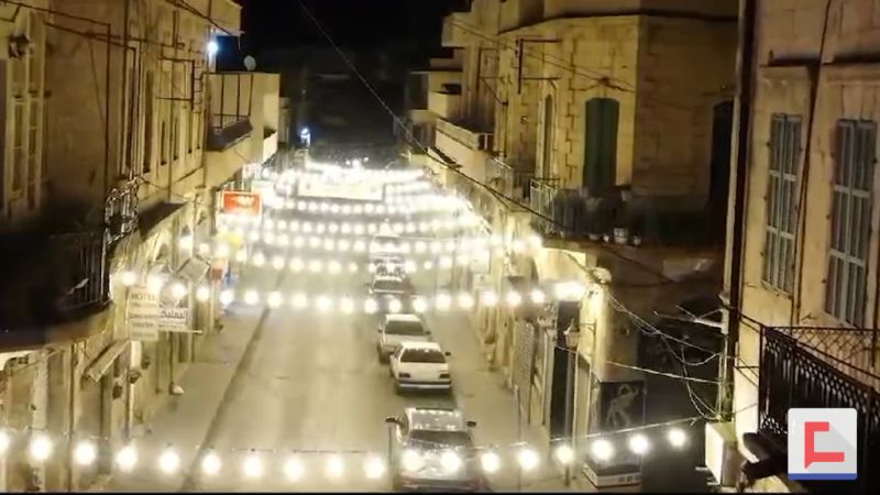 إنارة الوسط التجاري في مدينة بعلبك في شهر رمضان المبارك