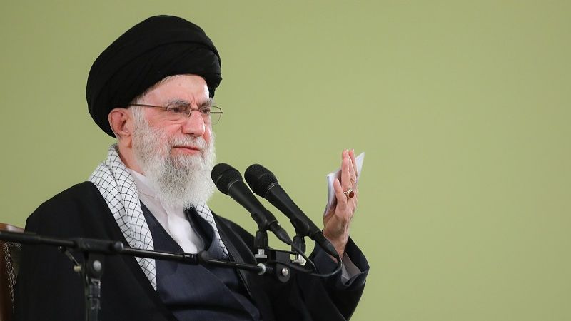 الإمام الخامنئي: الكيان الصهيوني سيندم على اغتيال زاهدي