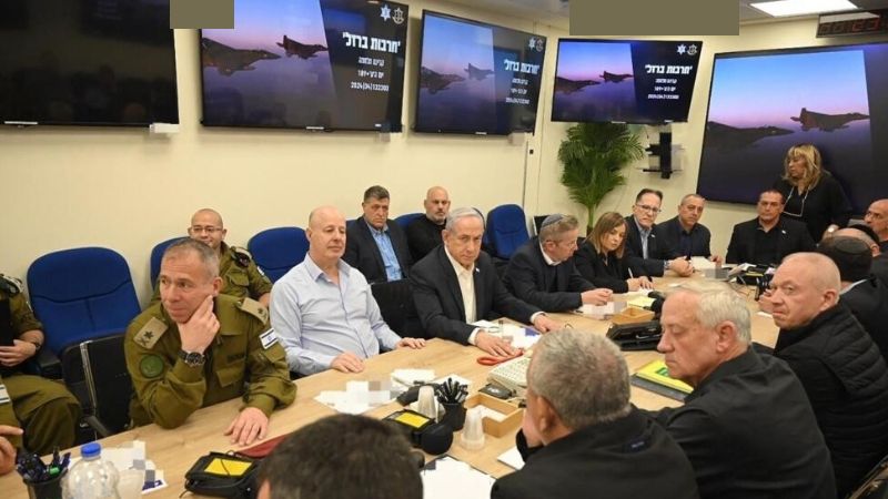 "كان": إمّا صفقة أسرى وإمّا تُحلّ حكومة الطوارئ