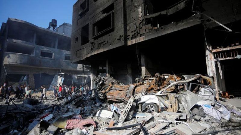 لليوم الـ 221 تواليًا.. طائرات الاحتلال تقصف قطاع غزة