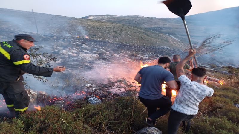 فيديو.. القصف الصهيوني يتسبّب بحريق بلدتي الدلافة وبرغز 