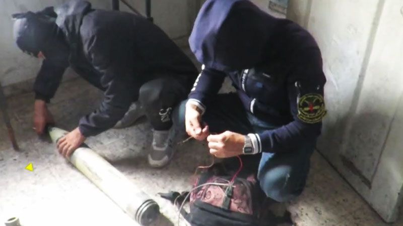 بالفيديو.. استهداف سرايا القدس وألوية الناصر صلاح الدين جنودًا للعدو تحصنوا بمبنى بمخيم جباليا 