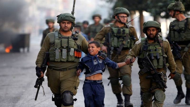 "سياسة مُمنهجة".. 640 حالة اعتقال لأطفال فلسطينيين منذ بدء حرب الإبادة