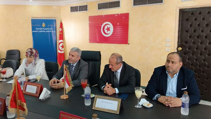 بيرم التقى وزير التشغيل التونسي: البحث في مجالات التعاون الجديدة
