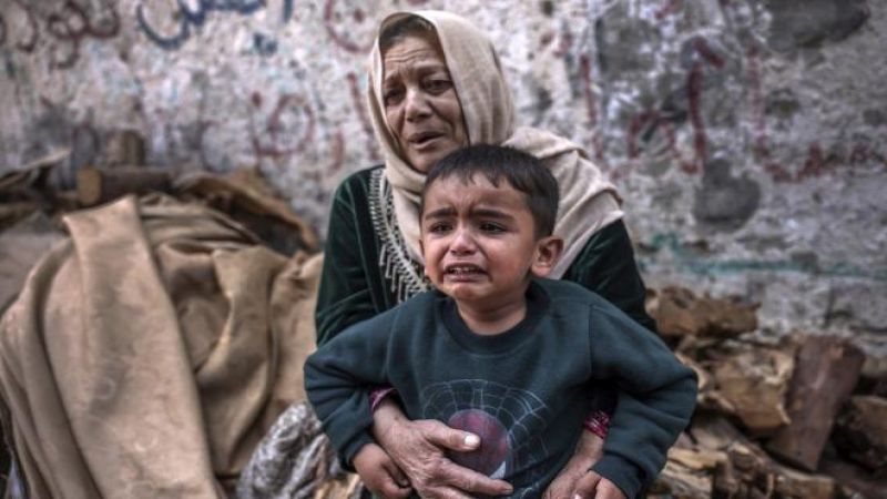 الإعلام الحكوميّ في غزة يدين استخدام الاحتلال التَّجويع كـ "وسيلةً للضَّغط السِّياسيِّ"