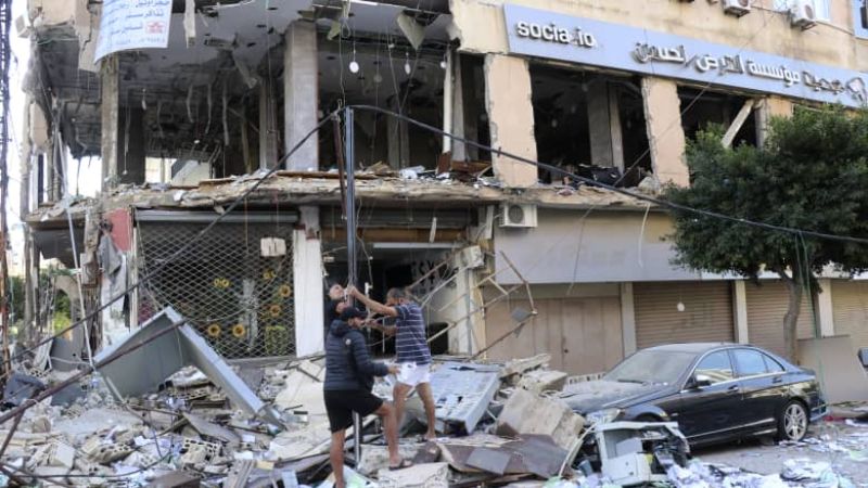كجريمة حرب.. "العفو الدولية" تدعو للتحقيق في استهداف "إسرائيل" مؤسسة القرض الحسن