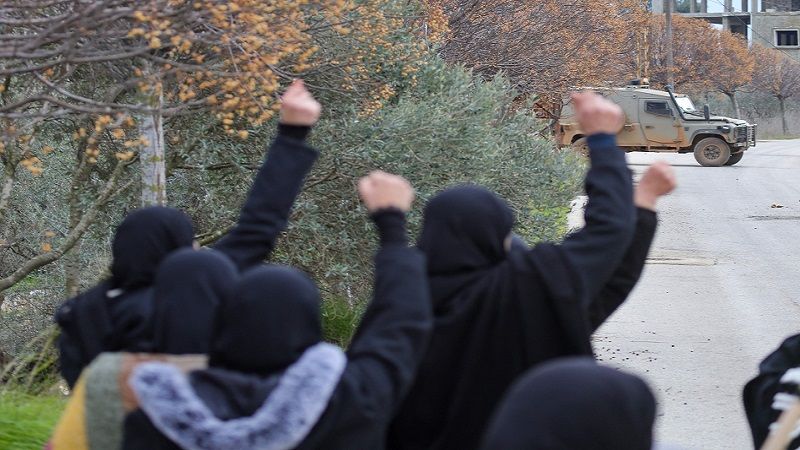 في ثالث أيام التحرير.. الجنوبيون يُواصلون زحفهم إلى القرى ويُصرون على تحريرها