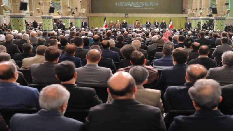 الإمام الخامنئي: حزب الله يواجه الكيان الصهيوني بثبات أكبر بعد استشهاد السيد نصر الله