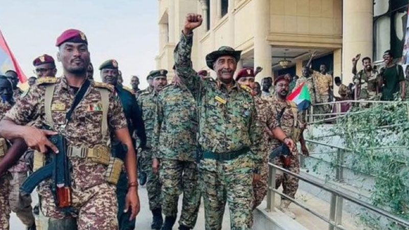 البرهان من قصر الرئاسة: الخرطوم حرة