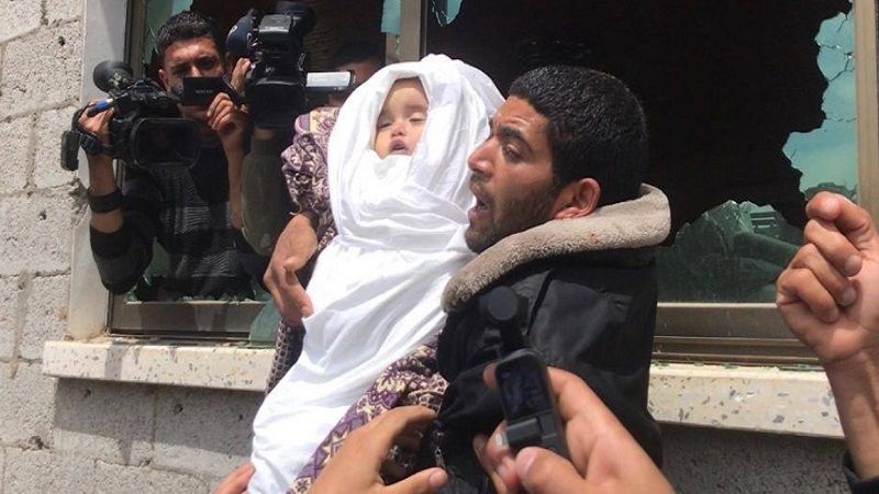 كاتبة بريطانية: ساسة العالم يعملون على تطبيع فظائع الاحتلال في غزة.. لكن لن نسمح بذلك