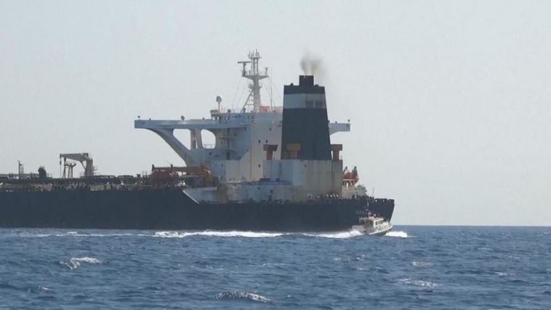 الخارجية الايرانية تستدعي السفير البريطاني على خلفية احتجاز ناقلة النفط الايرانية