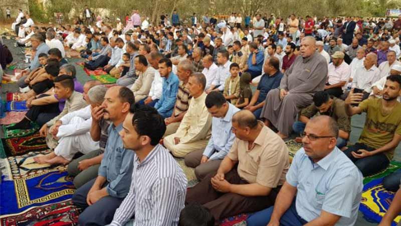 فلسطين المحتلّة: عشرات الآلاف يؤدون صلاة عيد الفطر