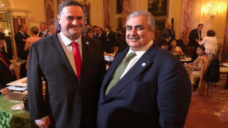 لقاء علني ومصوّر بين وزير الخارجية الصهيوني ونظيره البحريني