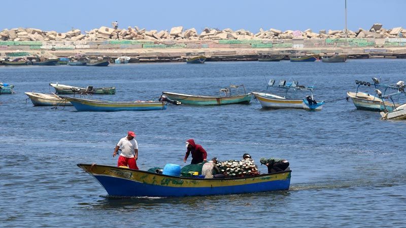 العدو يوسِّع مساحة الصيد في قطاع غزة
