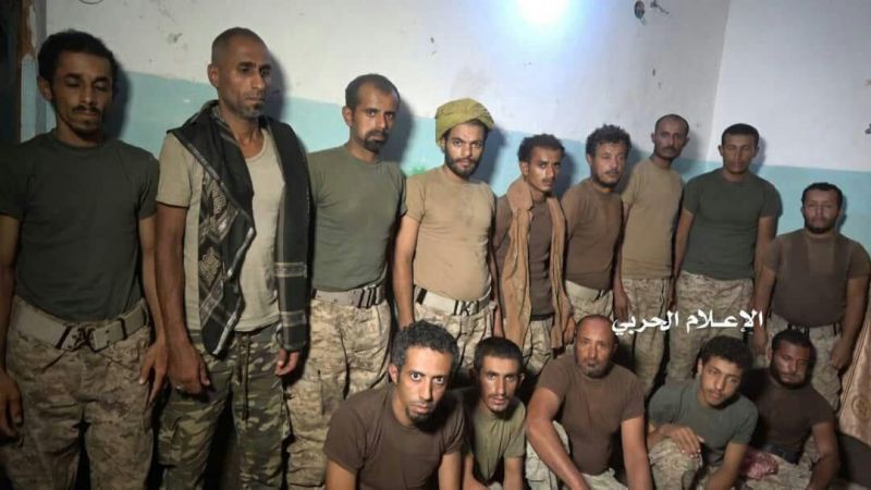 الجيش اليمني يأسر 40 عنصراً للعدوان السعودي في عسير