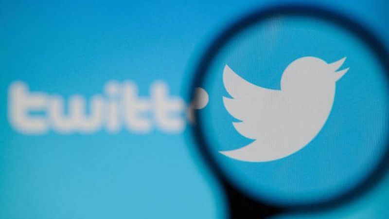 آلية لإخفاء تغريدات السياسيين المخالفة لقواعد 