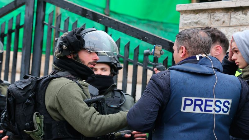 في اليوم العالمي لحرية الصحافة.. 29 صحفيا واعلاميا في سجون الاحتلال