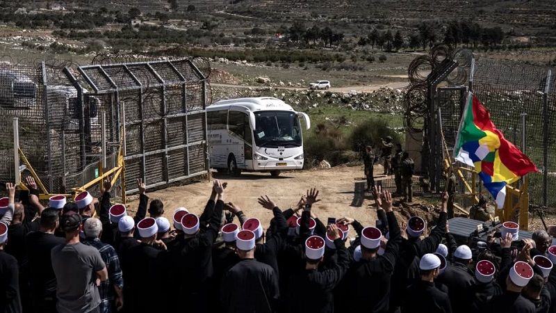 "يديعوت أحرونوت": إجلاء جرحى دروز من سورية إلى الأراضي المحتلة