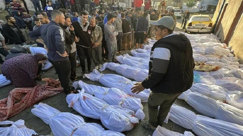 29 شهيدًا في غارات صهيونية متواصلة على غزة.. وتحذيرات من تفاقم المجاعة
