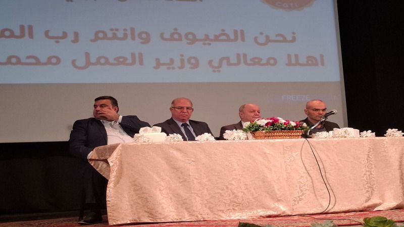 استقبال حاشد لوزير العمل في طرابلس مشاركًا الأهالي الاحتفال المركزي بمناسبة عيد العمال