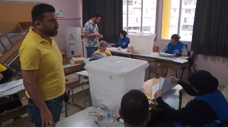 مواطنون بعد اقتراعهم في الحارة والغبيري: إنا على العهد.. انتخبنا وفاء للمقاومة والأرض والدم
