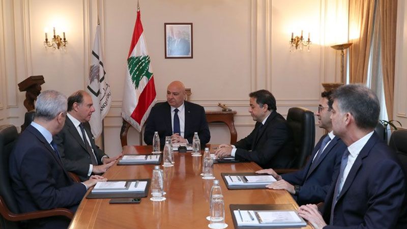 الرئيس عون: لقيام مصرف لبنان بدوره كاملًا لإعادة الثقة
