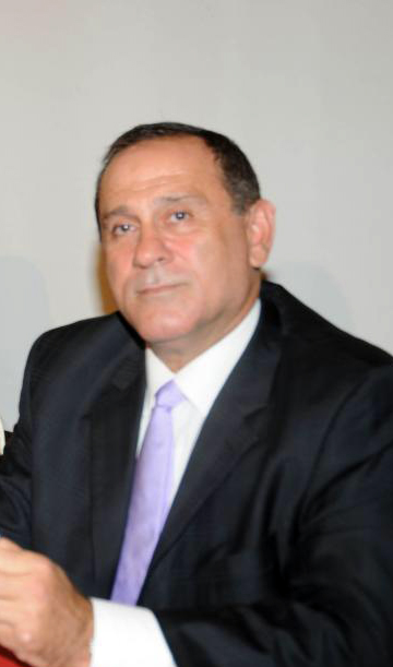 وزير الصناعة عماد حب الله