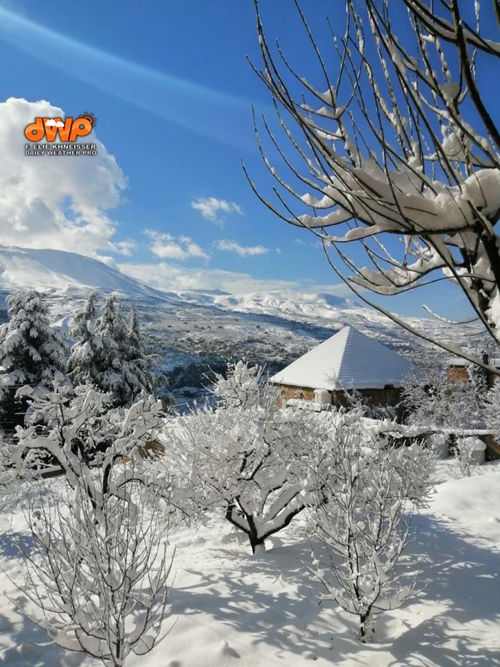 لبنان بالأبيض