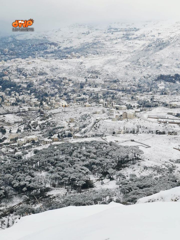 لبنان بالأبيض