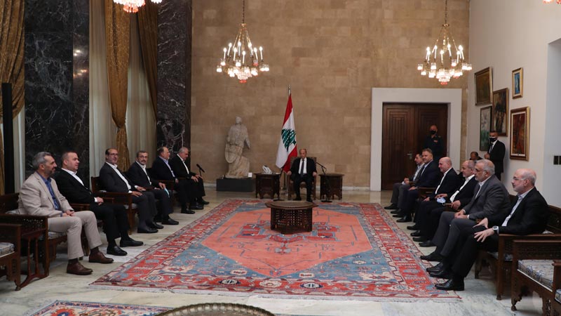 الحريري رئيسًا مكلّفًا بـ65 صوتًا.. والعبرة في التأليف